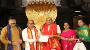 తిరుమల శ్రీవారికి హైదరాబాద్ భక్తుడి భారీ విరాళం..