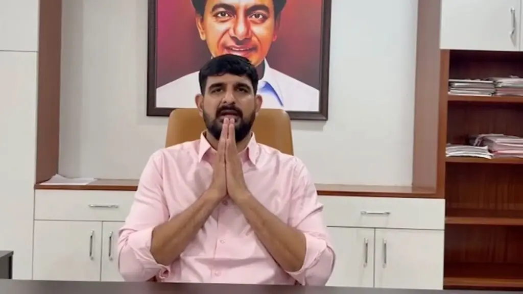 Medaram Jatara: పోలీసులకు ఎమ్మెల్యే కౌశిక్ రెడ్డి క్షమాపణలు