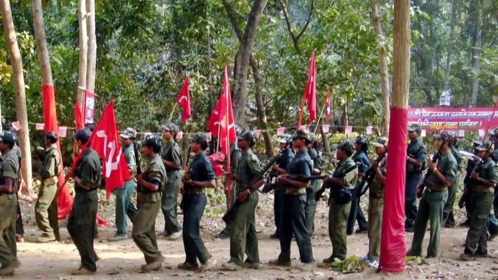 Chhattisgarh: ఖాళీ అవుతున్న మావోయిస్టుల కంచుకోట