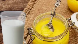 కల్తీ నెయ్యి.. గుట్టు రట్టు చేసిన పోలీసులు