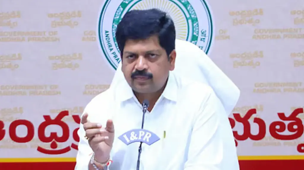 Minister Kollu Ravindra: 43 new sand reaches in the Godavari districts