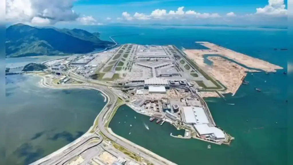 India: సముద్రం మధ్యలో భారీ విమానాశ్రయం