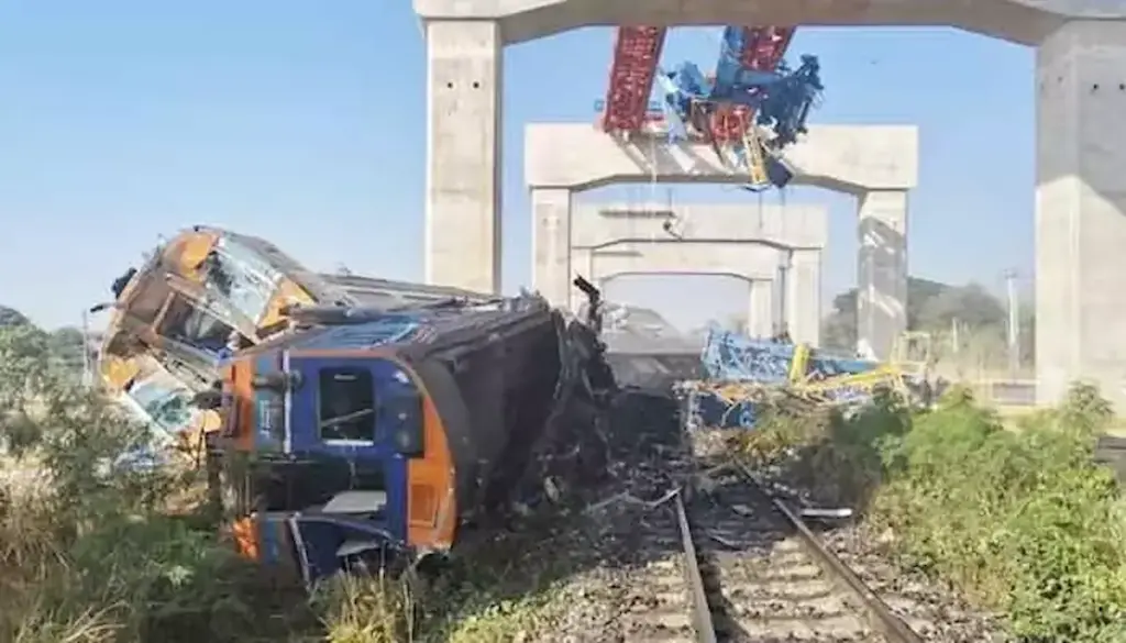 Thailand: రైలుపై భారీ క్రేన్‌ పడి 22 మంది దుర్మరణం