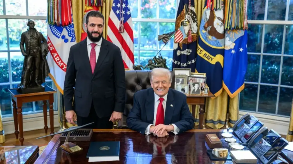 White House: రష్యా నుంచి గ్రీన్‌లాండ్‌కు విముక్తి కల్పిస్తాం: ట్రంప్