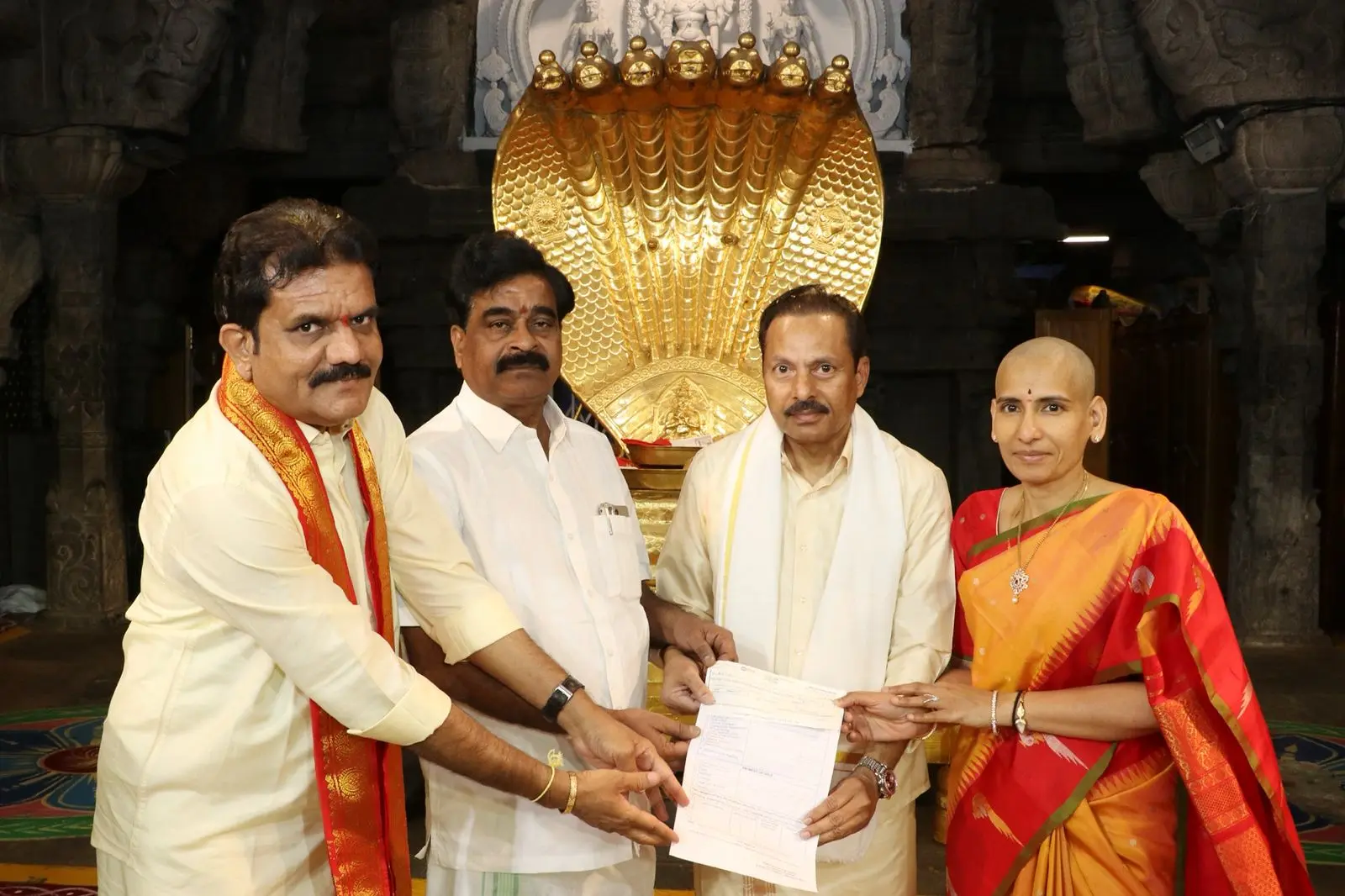Tirumala: బర్డ్ ట్రస్టుకు ఎన్ఆర్ఐ దంపతులు రూ.10 లక్షల విరాళం