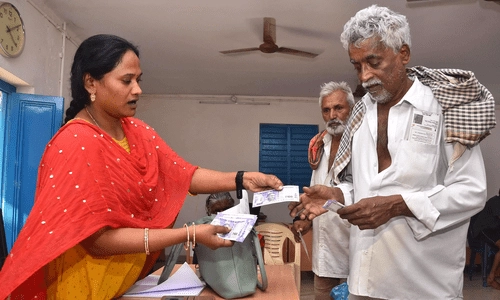AP Pension Application: కొత్త పింఛన్లు ఎప్పుడు? తప్పుడు ప్రచారంపై వివరణ