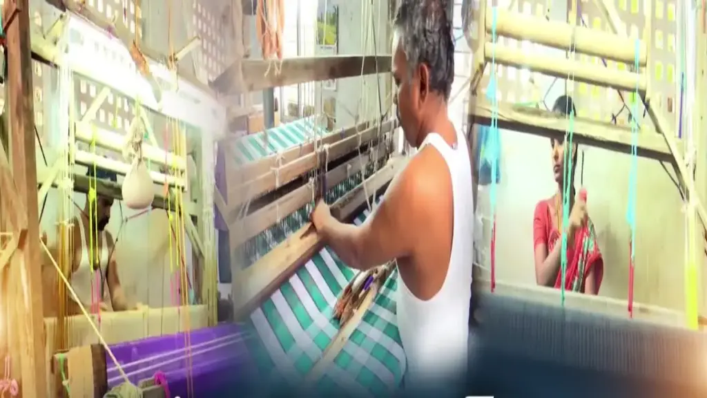 AP Budget 2026: ఏప్రిల్ నుంచి చేనేత కార్మికులకు ఉచితవిద్యుత్