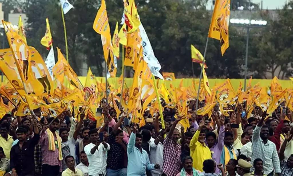 Guntakal TDP Leader Attack: TDP leader's atrocities in Guntakal.. Attack on solar employee