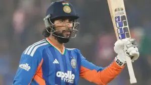 అభిషేక్‌ స్థానంలోకి తిలక్‌