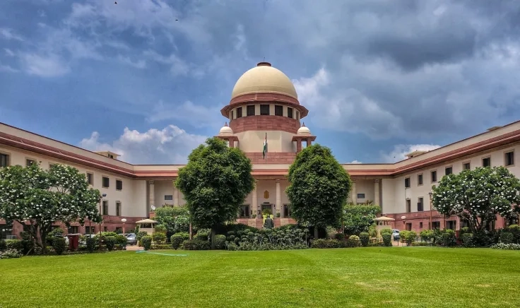 Supreme Court's comments on WhatsApp Meta's privacy policy