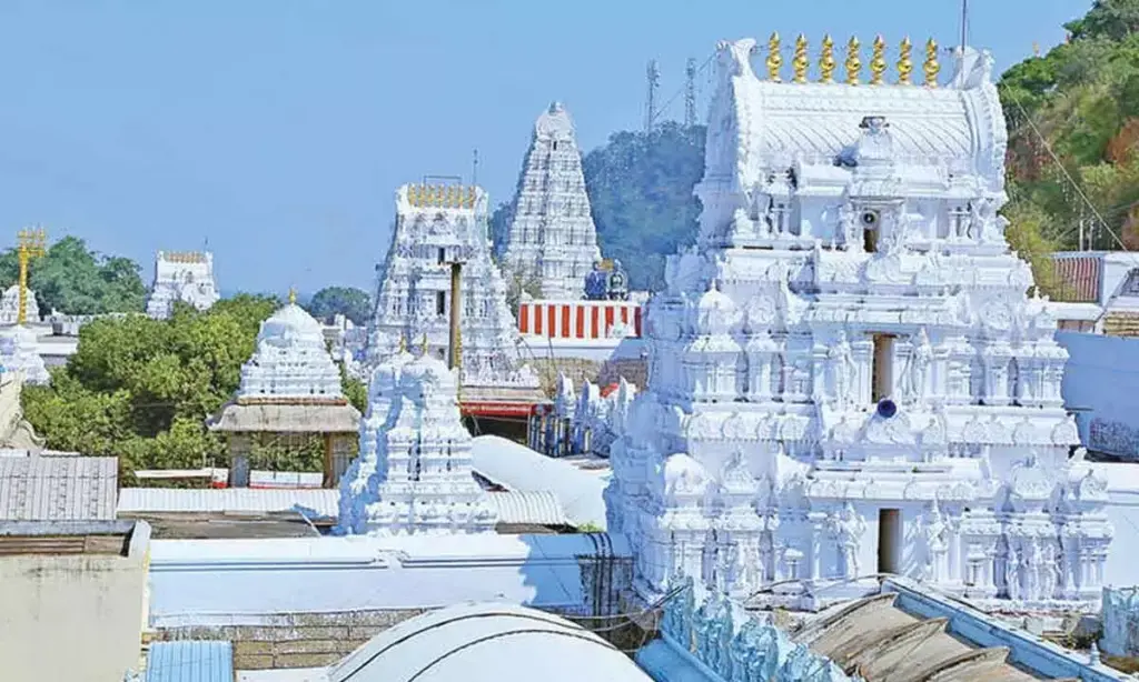 Srikalahasti: శివరాత్రి వేడుకలకు చంద్రబాబు కు ఆహ్వానం