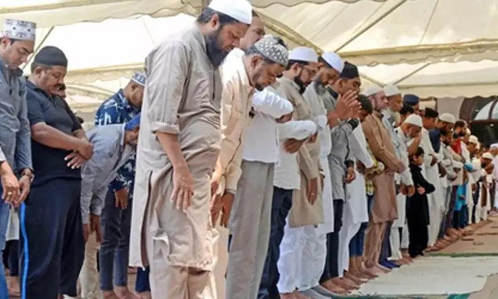 Ramzan leave : రంజాన్ సందర్భంగా ముస్లిం ఉద్యోగులకు ముందస్తు సెలవు