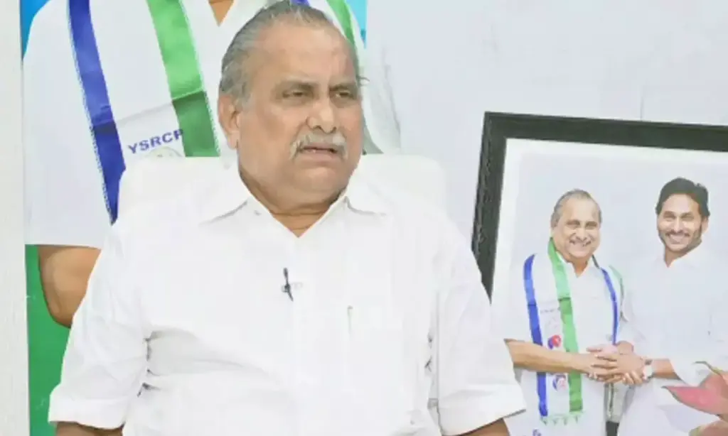 Mudragada Padmanabham: అంబటి  కుటుంబాని పరామర్శించిన ముద్రగడ