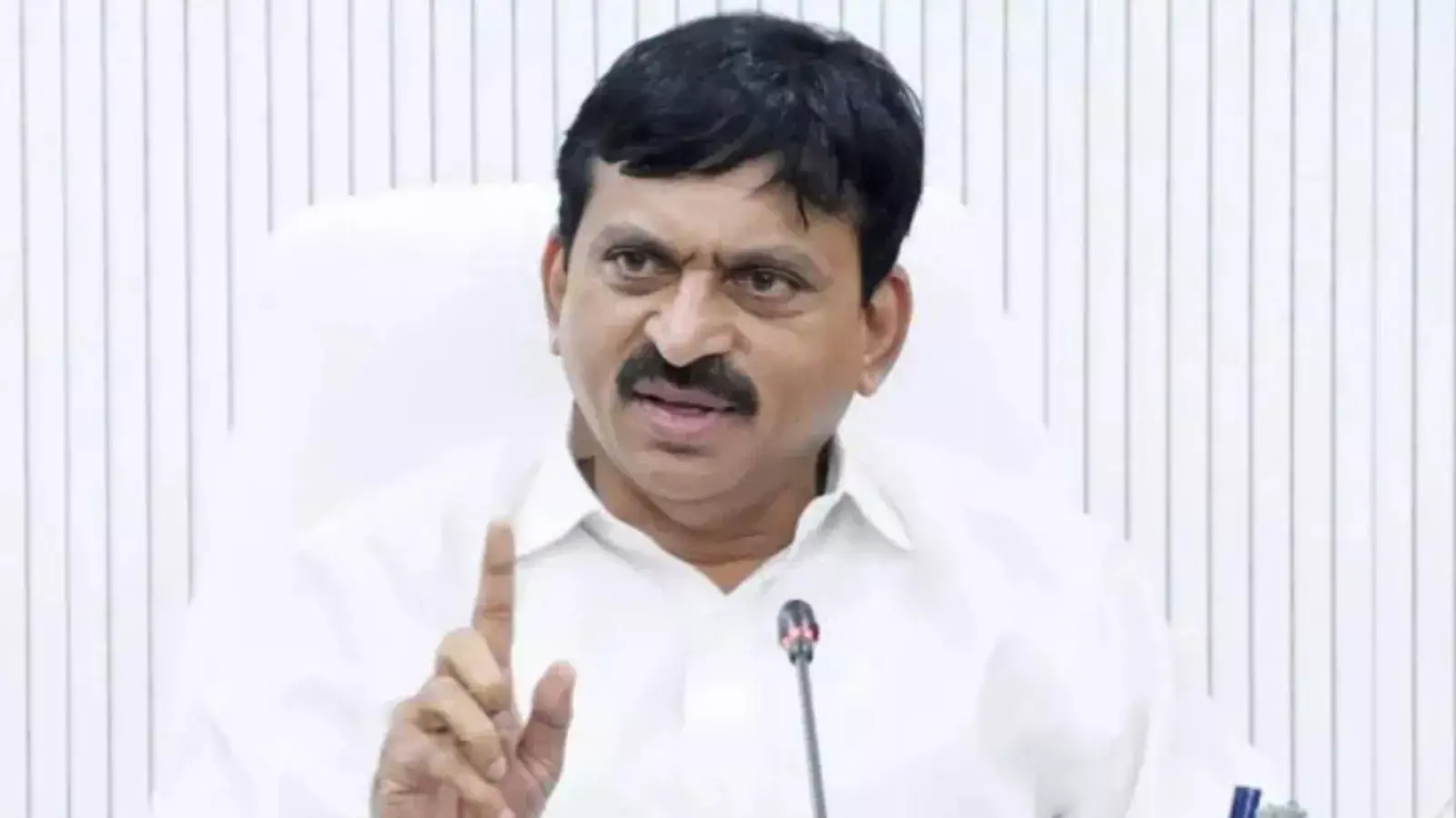 వెలుగుమట్ల బాధితులకు న్యాయం చేస్తాం: పొంగులేటి