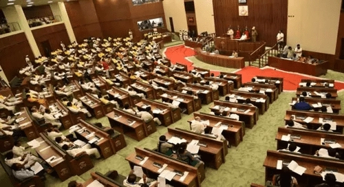 AP Assembly: వారు 11 మంది, తేదీ 11.. సభలో ఉన్నది 11 నిముషాలే