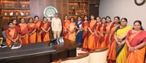 సీఎం చంద్రబాబును కలిసిన మహిళా ప్రజాప్రతినిధులు