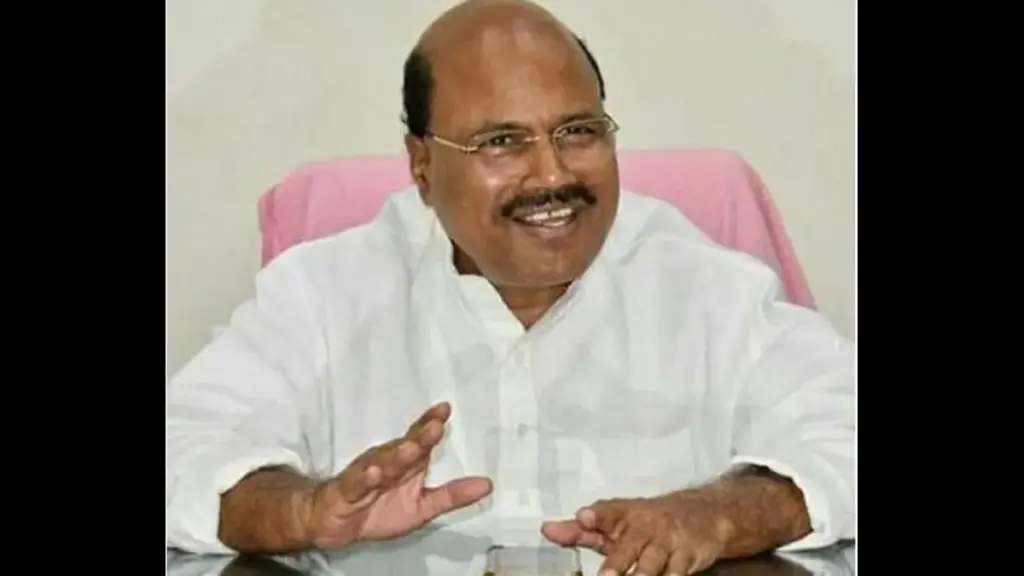 Manchireddy Kishan Reddy: మాజీ ఎమ్మెల్యే మంచిరెడ్డి కిషన్ రెడ్డికి పోలీసు నోటీసులు