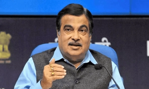 Nitin Gadkari: రోడ్డు ప్రమాద బాధితులకు ‘గోల్డెన్ అవర్’ చికిత్స