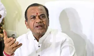 కేసీఆర్ పై మంత్రి కోమటిరెడ్డి వెంకట్ రెడ్డి తీవ్ర వ్యాఖ్యలు