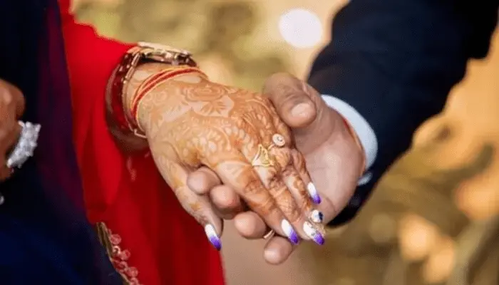 Chhattisgarh: పెళ్లి కుదిరాక ఫోన్‌ ముచ్చట్లు నిషేధం.. ఎందుకంటే?