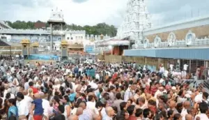 తిరుమలలో తగ్గిన భక్తుల రద్దీ