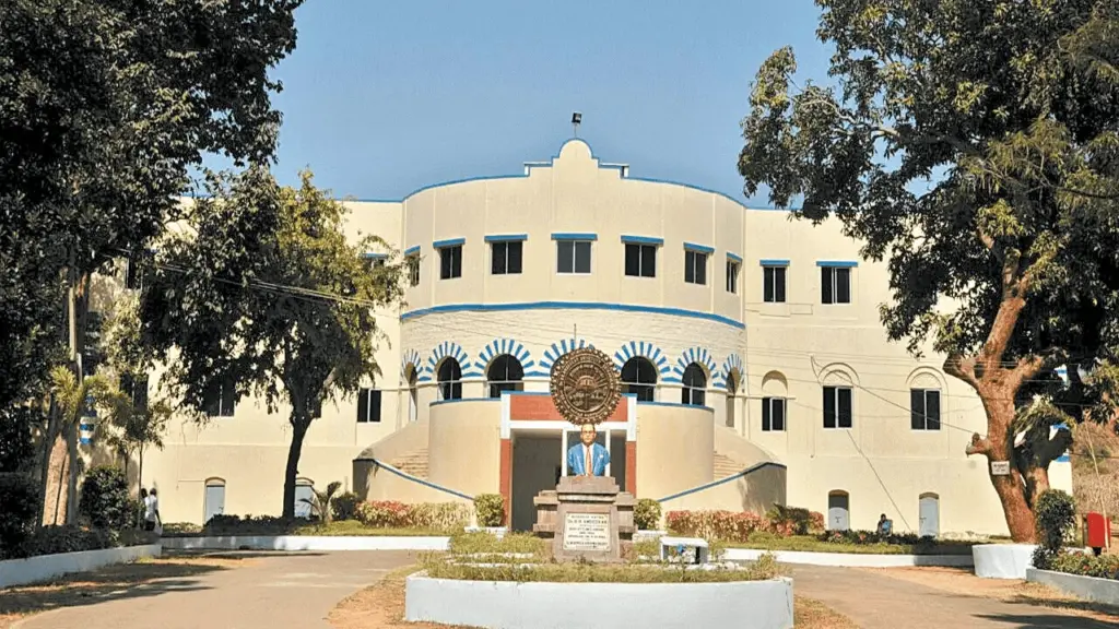 Corporate jobs for Ambedkar University students.