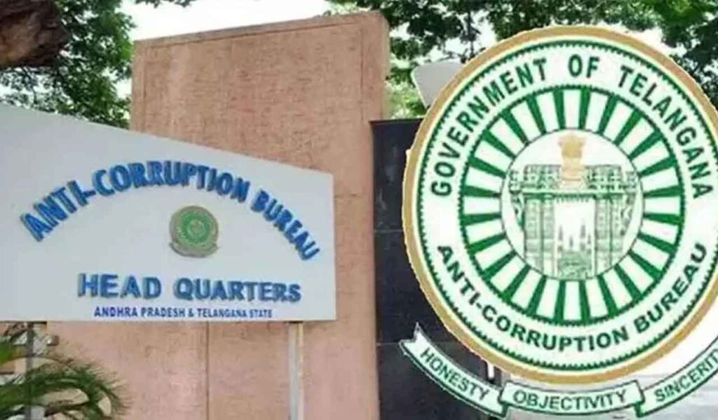 Acb raid telangana : మంథని రిజిస్ట్రేషన్ కార్యాలయంలో లంచం బండి బట్టబయలు