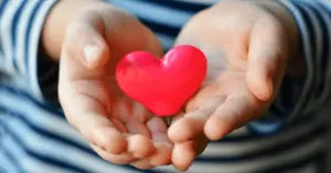 13 ఏళ్లకే గుండెపోటుతో మరణించిన బాలిక