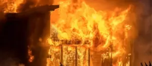 ఫర్నీచర్ , ప్లాస్టిక్ ఫ్యాక్టరీలో భారీ అగ్నిప్రమాదం