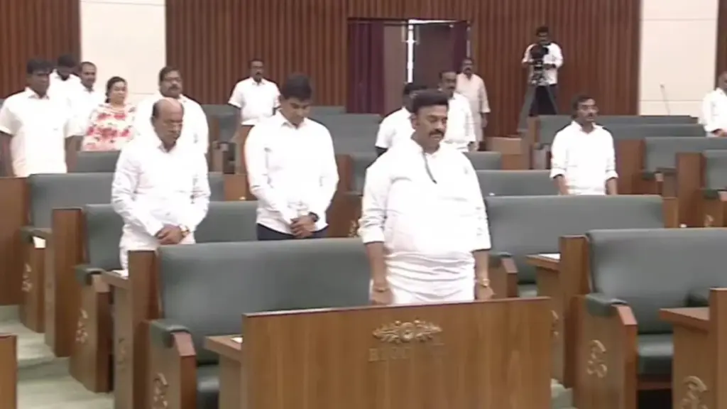 AP Budget Sessions: అసెంబ్లీలో దివంగత మాజీ సభ్యులకు నివాళి