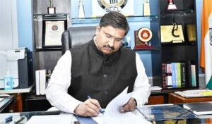 ముఖ్యమంత్రి రేవంత్ ను కలిసిన సింగరేణి సీఎండీ