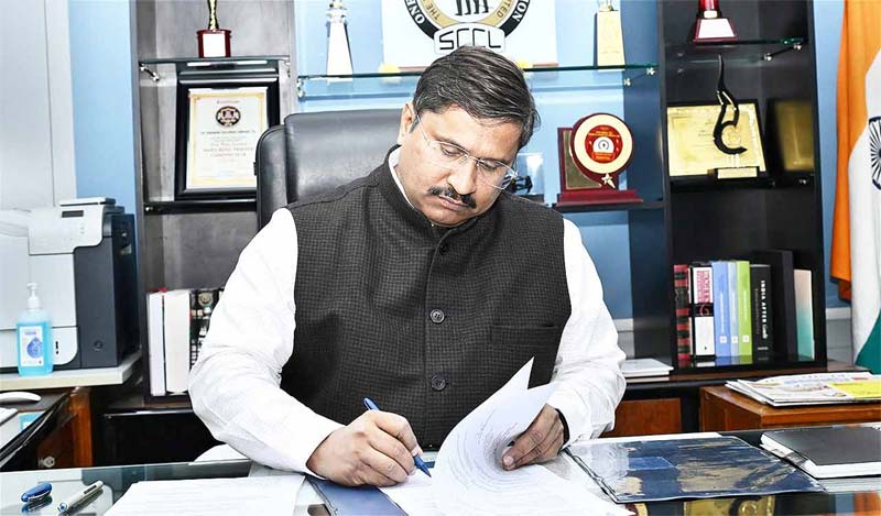 CM Revanth : ముఖ్యమంత్రి రేవంత్ ను కలిసిన సింగరేణి సీఎండీ