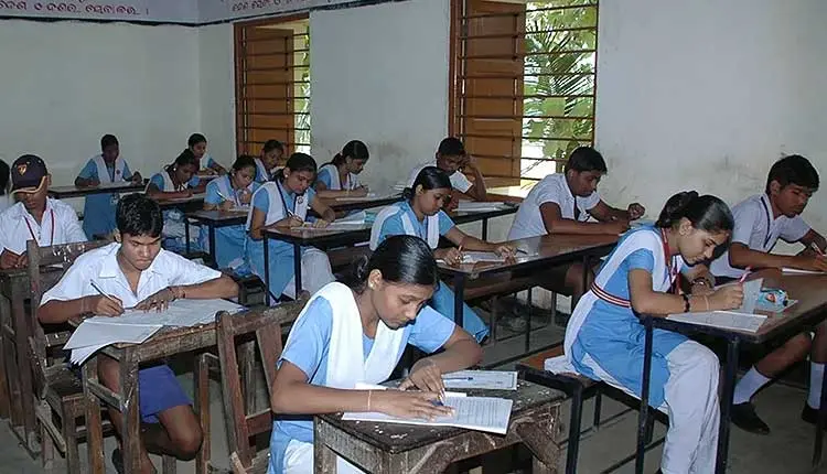 Board Exams: ఒడిశాలో ప్రారంభమైన పదో తరగతి పరీక్షలు