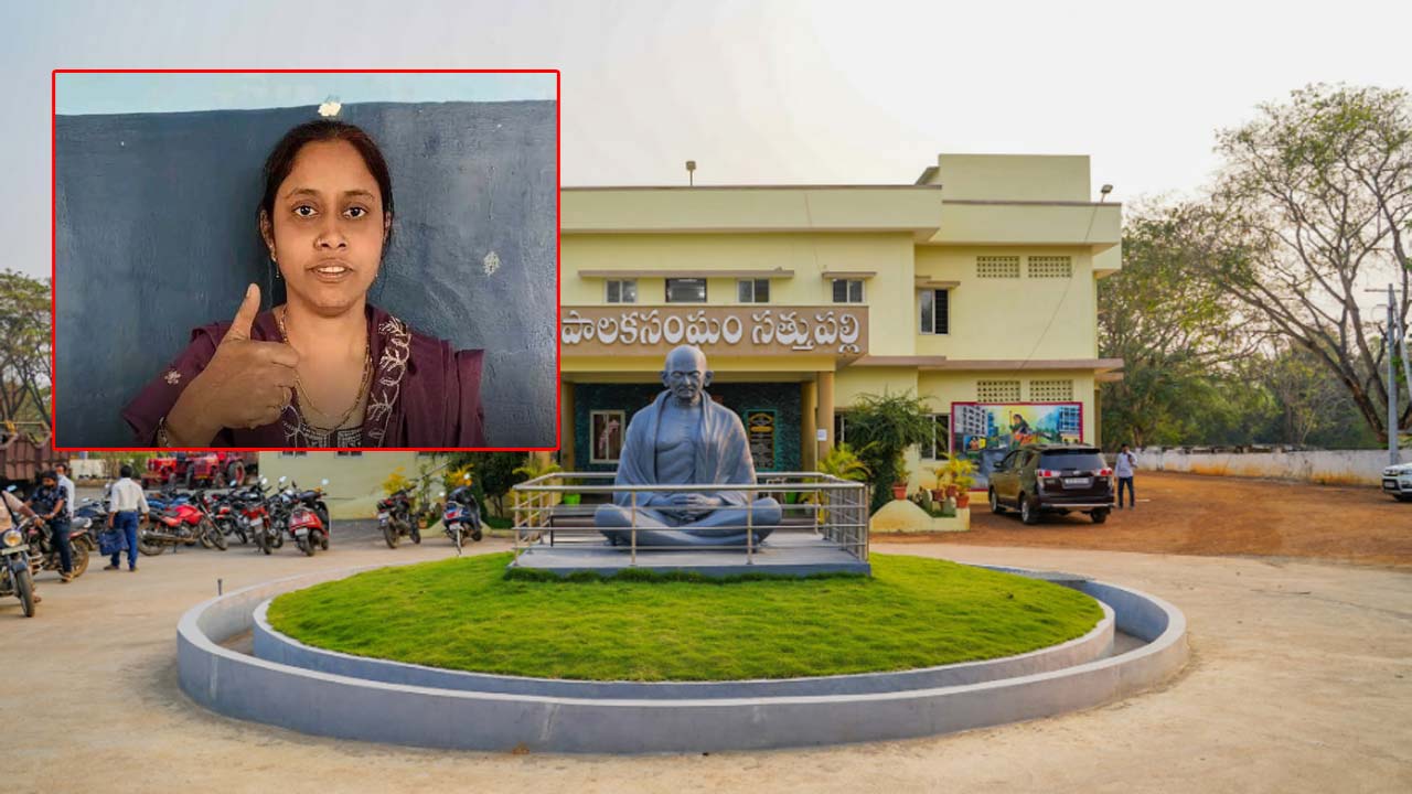 సత్తుపల్లి మున్సిపల్ ఛైర్మన్ గా రెహనాబేగం ఏకగ్రీవం