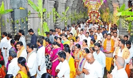 Woman dies in Srikalahasti