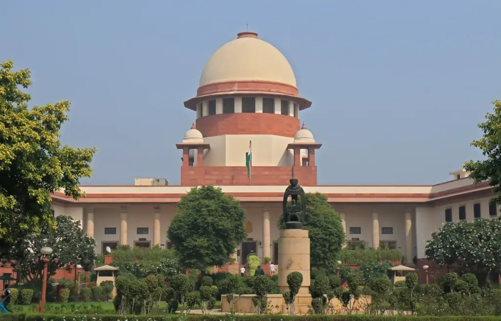 Supreme Court: పోలీసులకు అత్యున్నత న్యాయస్థానం సూచనలు