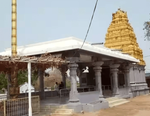 Mahashivratri fair bustles on Velala hill