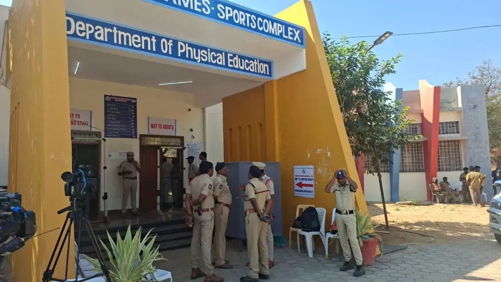 Devarakadra Municipal Election Results: Congress in the air in Devarakadra..