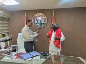 డాక్టరేట్ అందుకున్న పద్మశ్రీ కిన్నెర మొగులయ్య