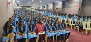 ర్యాగింగ్ వద్దు.. యాంటీ ర్యాగింగ్ ముద్దు: విద్యార్థులకు పోలీసుల క్లాస్!