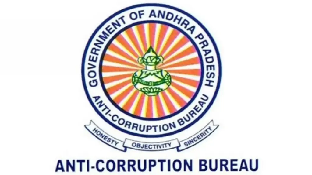 Andhra Pradesh: విశాఖలో ఏసీబీ సోదాలు