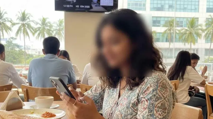 Bengaluru Crime: తల్లి ప్రైవేటు ఫొటోలను ప్రియుడికి పంపిన కూతురు