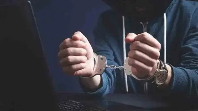 Cyber Crime: సైబర్ నేరగాడిని అరెస్టు చేసిన పోలీసులు