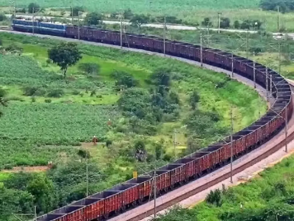  Train brake failure in Maharashtra: Goods train moving at 100 kmph!