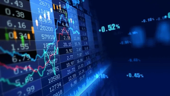 Stock market indices are moving flat