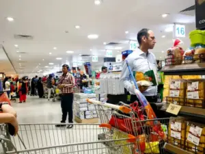 షాపింగ్ మాల్స్‌లో బిల్లింగ్‌కు మొబైల్ నెంబర్ ఇవ్వాలా..?