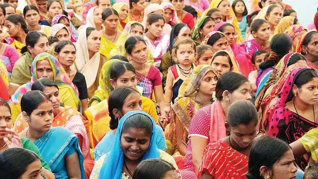 AP: మహిళల కోసం ఎగ్ మార్ట్‌ల ఏర్పాటు