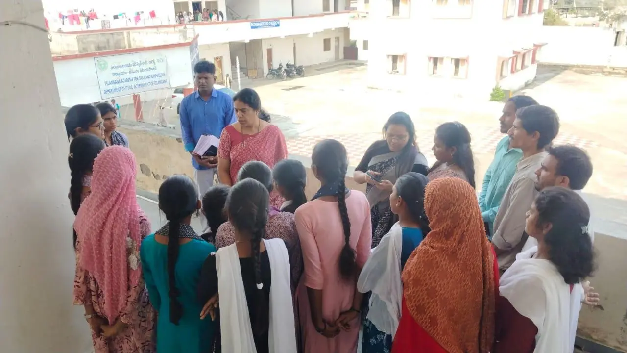 ప్రభుత్వ నర్సింగ్ కళాశాల ప్రిన్సిపల్ సస్పెన్షన్