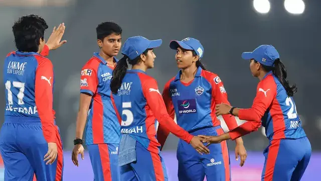 Delhi Capitals WPL 2026: గుజరాత్‌పై ఢిల్లీ ఘనవిజయం.. ఫైనల్లో ఆర్సీబీతో ఢీ.