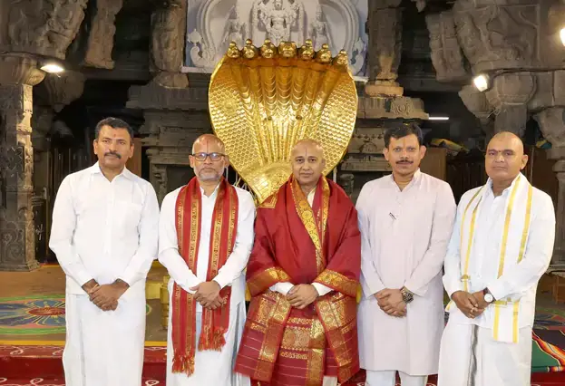 TTD: తిరుమల ఈఓగా బాధ్యతలు స్వీకరించిన ముద్దాడ రవిచంద్ర